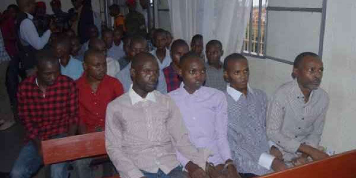 Uko u Burundi na Uganda byafashije Kayumba Nyamwasa kurema umutwe wa gisirikare muri RDC