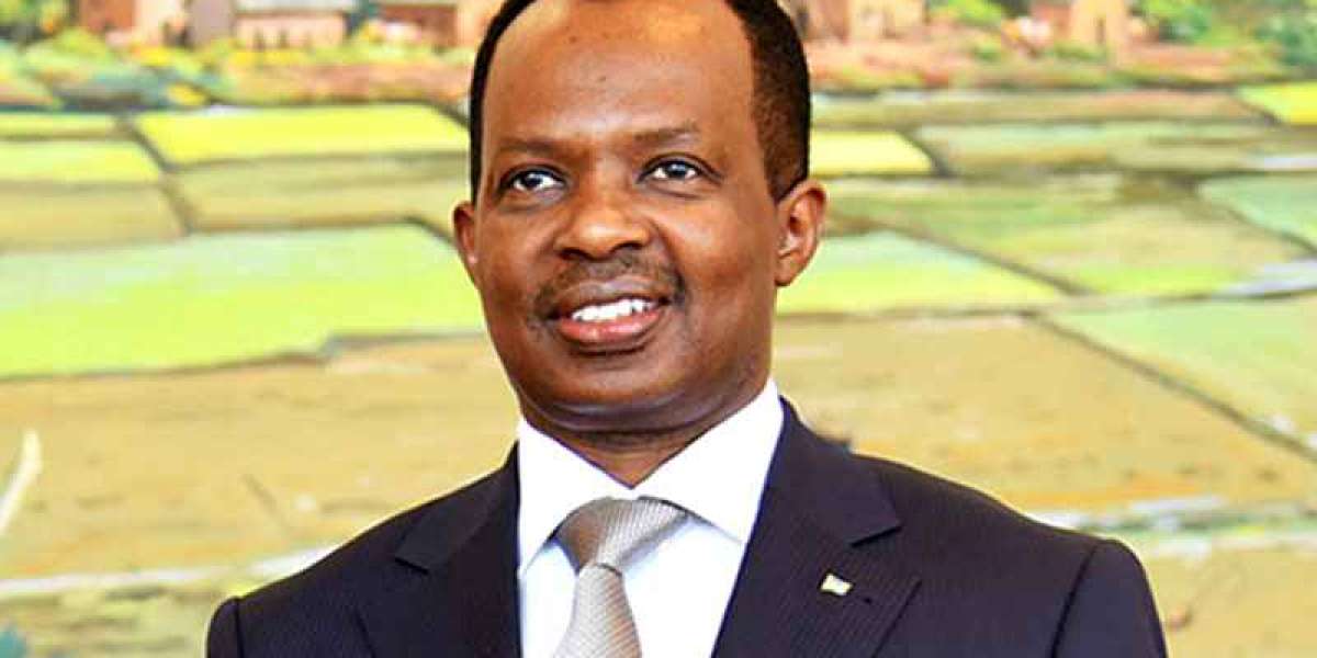 Ambasaderi Karega yabeshyuje amakuru y’imirwano hagati ya RDF na FARDC