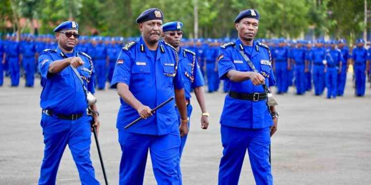 Police Officers Banned From Bringing Relatives Over For A Visit <br> <br> July 1, 2021