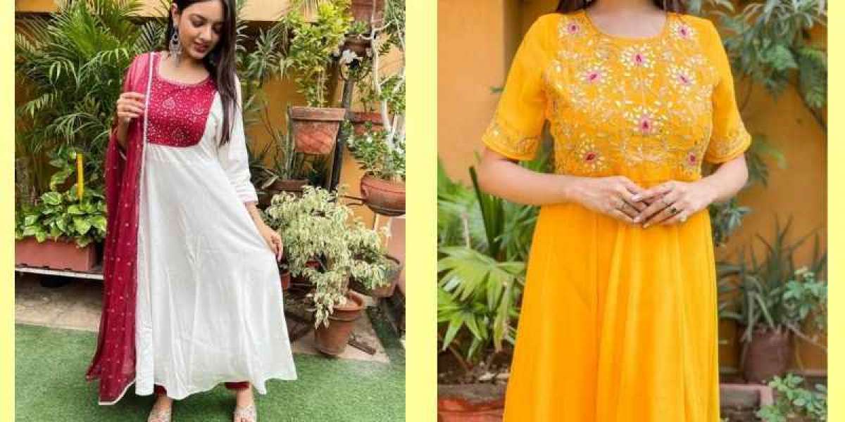 4 Stylish Ladies Gowns for Everyday Wear