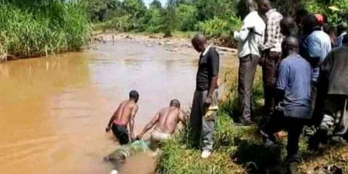 2 Brothers suspected to kill father and dumb the body into the river