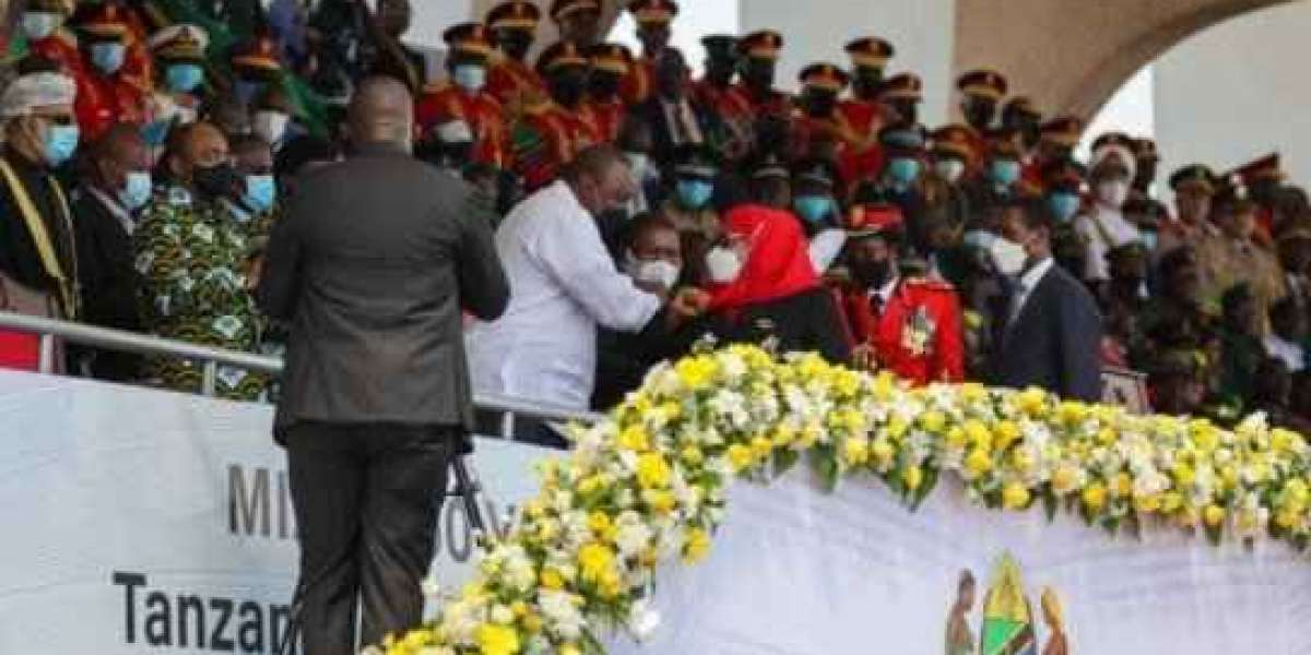 Uhuru attends Tanzania's 60 years independence anniversary