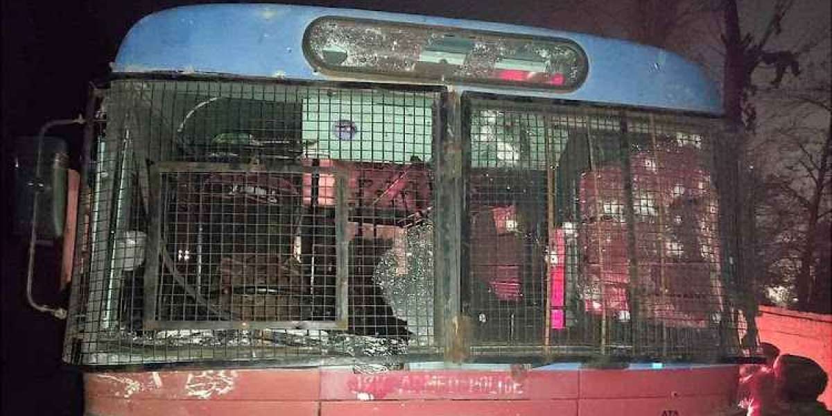 Srinagar: Three dead, 11 injured in militant attack on police bus
