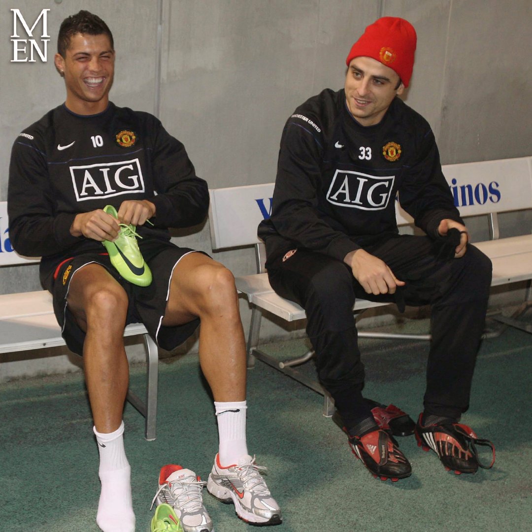 Man United News on Twitter: "? Dimitar Berbatov on Cristiano Ronaldo:“I played alongside him for a season at United. He was 100% professional, on and off the pitch. Every session with him was like a war. When the time comes for him to retire, we will realise what an exceptional athlete he was.” ? #MUFC… https://t.co/6LWdkygCVp"