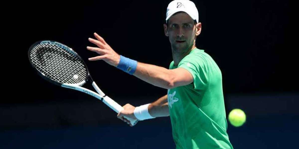 Novak Djokovic wanze kwikingiza COVID-19 yongeye kwamburwa Visa ye muri Australia