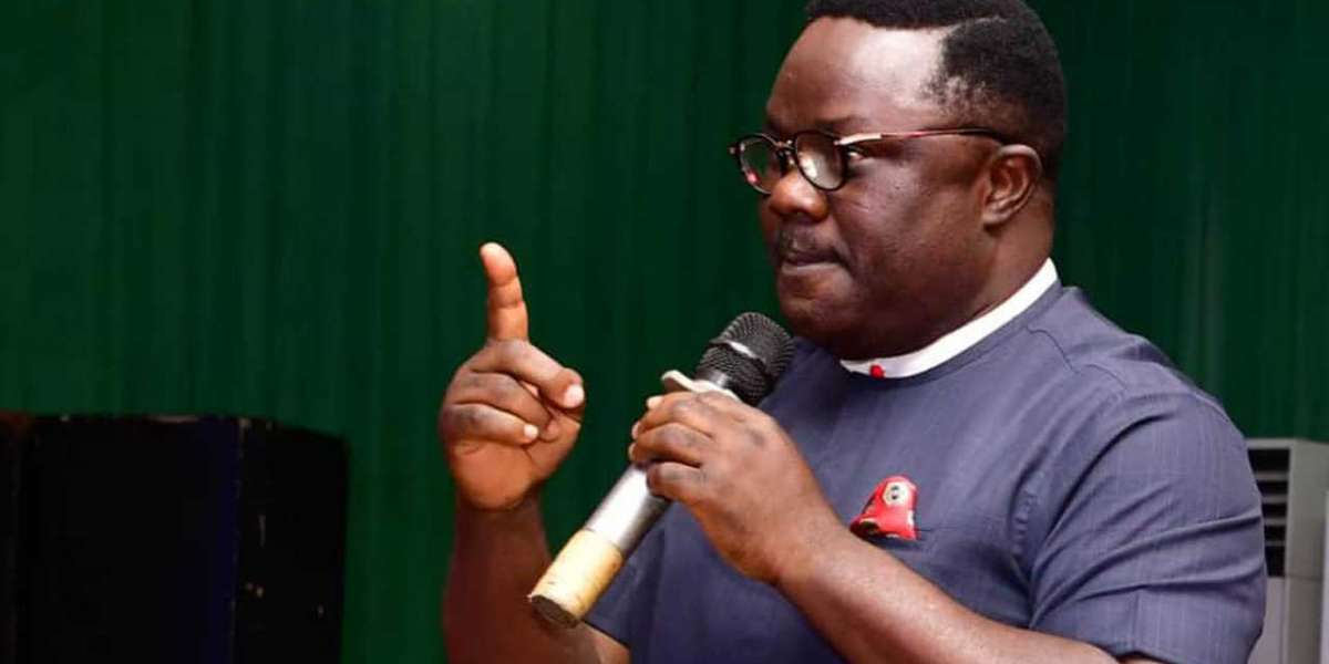Ayade sack Monarch for dabbling into politics