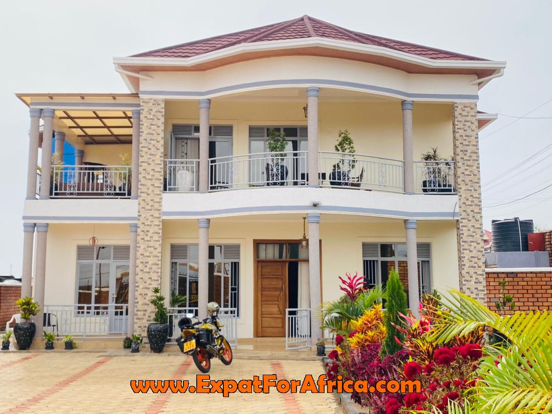 Kibagabaga Fullfurnished House for sale, 5 bedrooms, price:450 millions — ExpatForAfrica.com