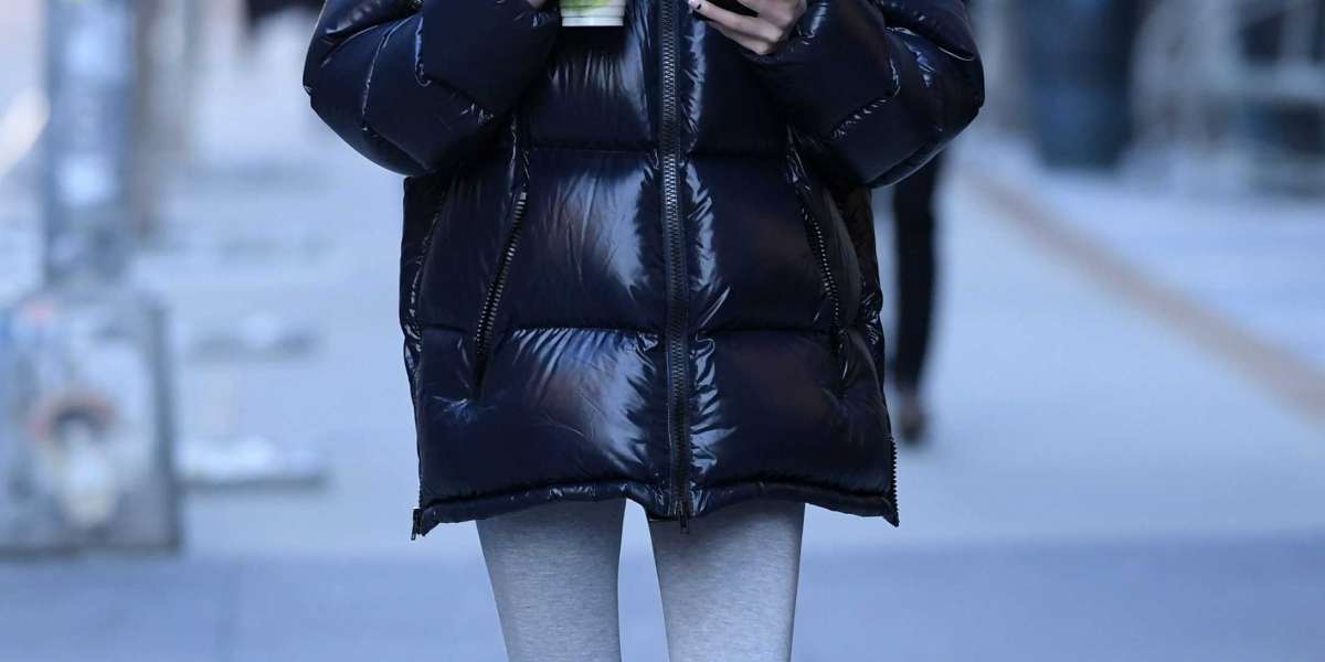 street style group Moncler Jackets Outlet willing to brave