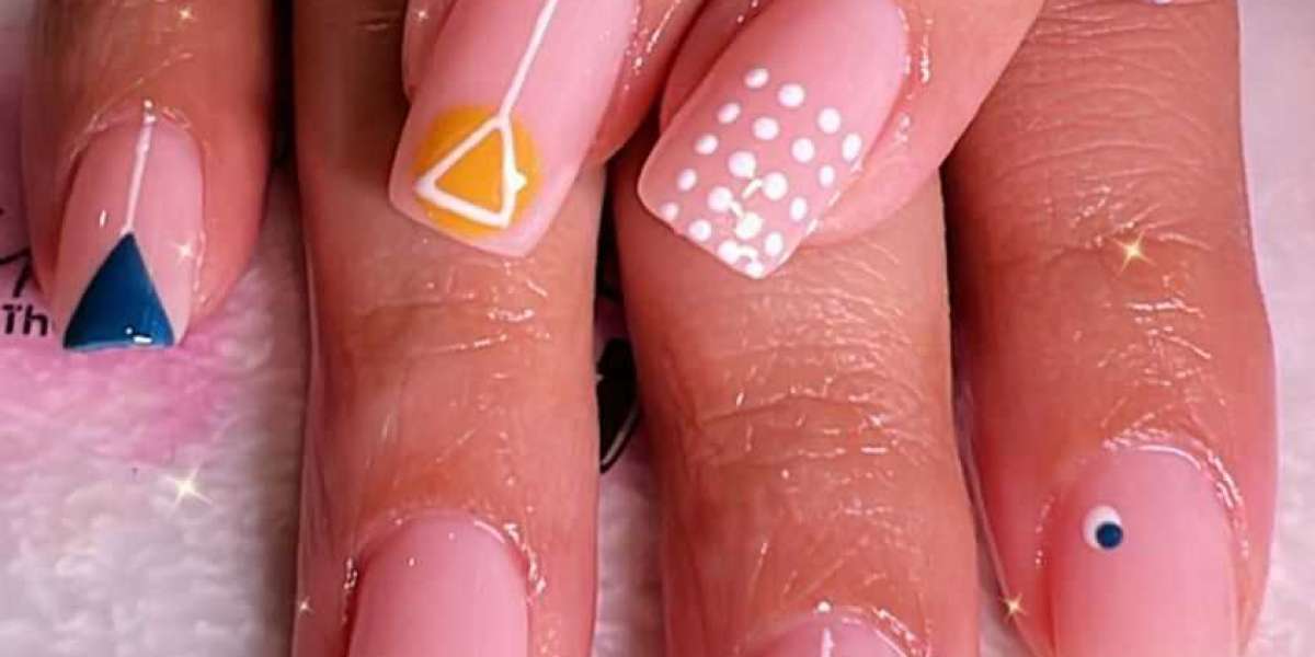 Nail Art Services in Noida