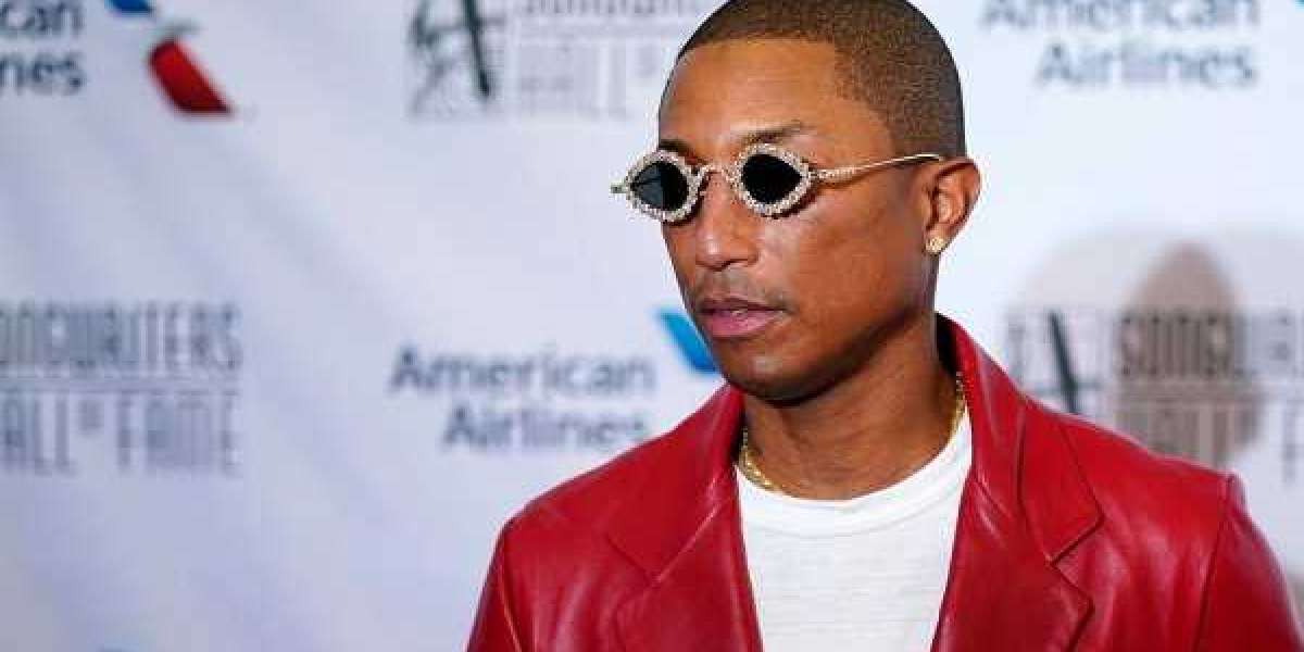 Pharrell Williams yagizwe umuyobozi mu nzu y’imideli ya Louis Vuitton