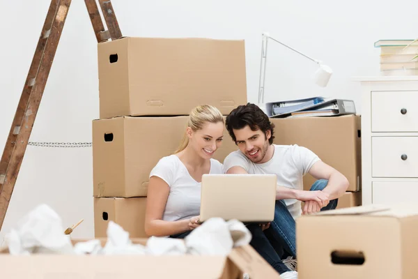 Home 2 Home Movers: Simplifying Your Move in London