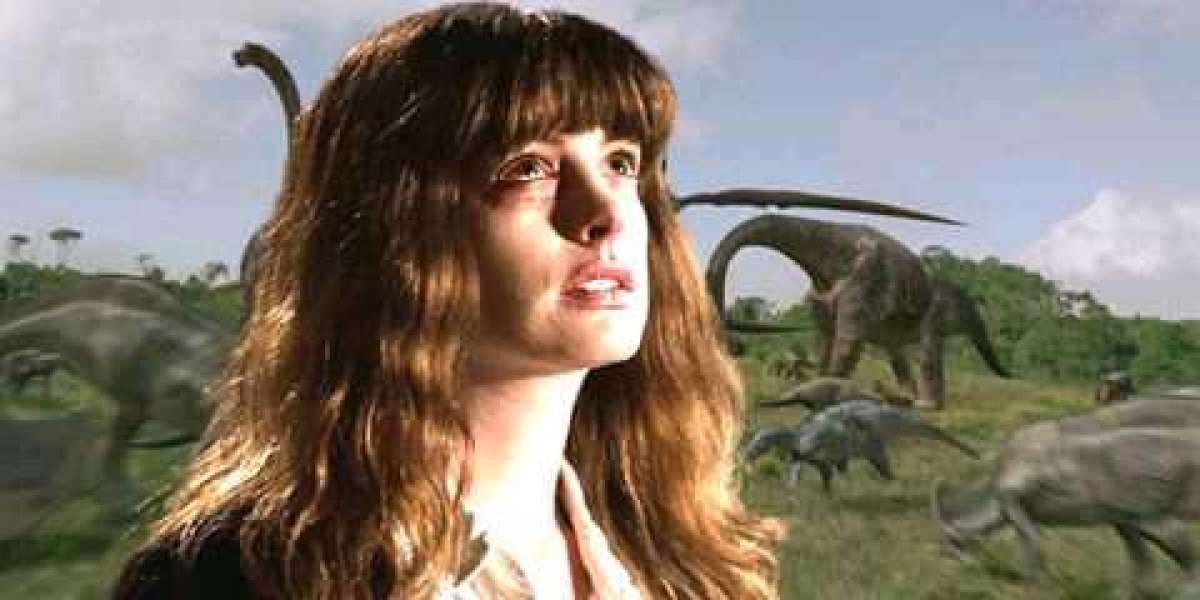 Anne Hathaway's New Dinosaur Film As of now Sounds Better compared to Jurassic World