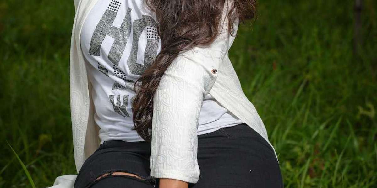 Attractive Islamabad Escort Girls