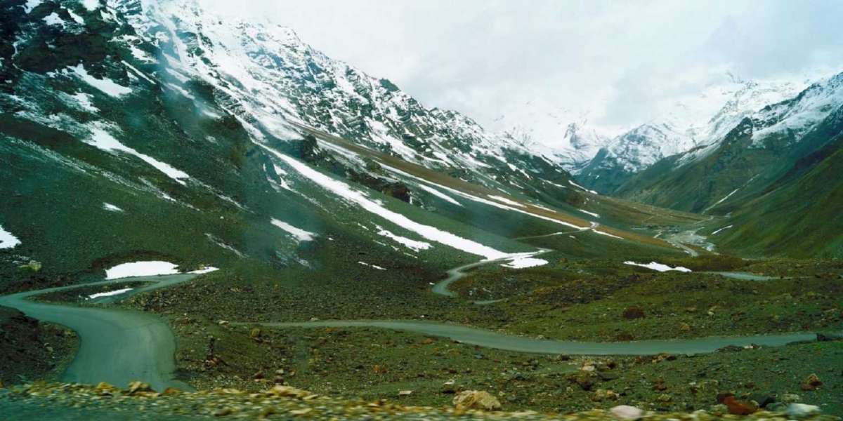 Explore Shimla Manali: The most well-preserved and unspoiled natural destinations