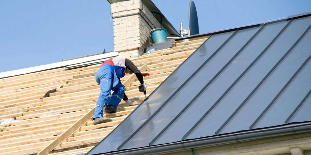 Roofing Safety Tips for Homeowners