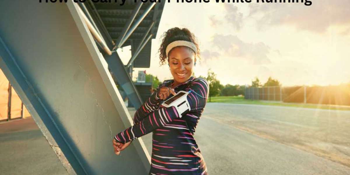 How to Carry Your Phone While Running