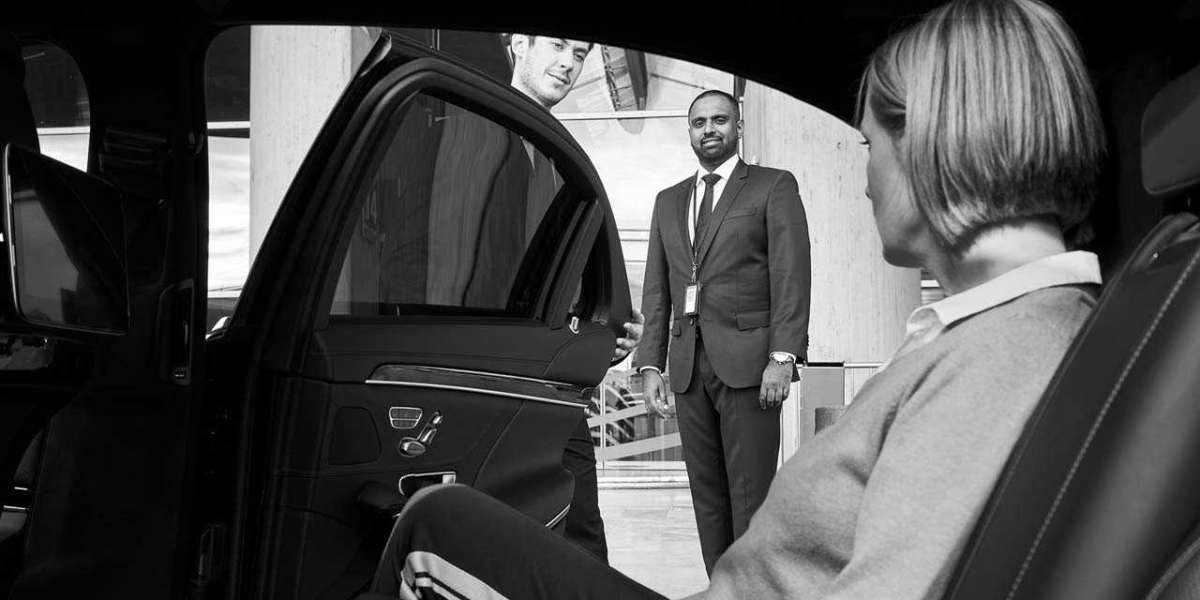 What to Consider When Hiring Chauffeur Service in London