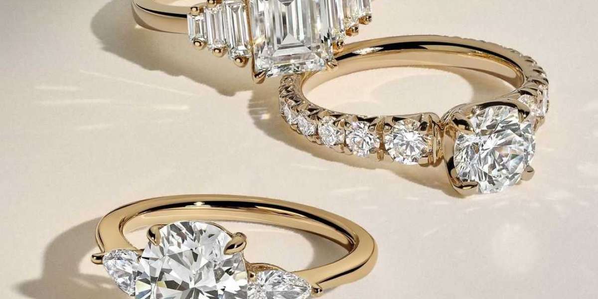 anillos de compromiso de diamantes