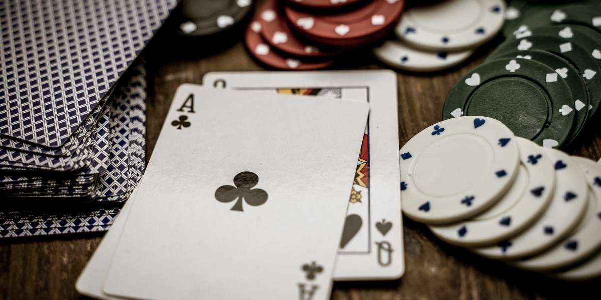 In what ways are casino winnings typically withdrawn?