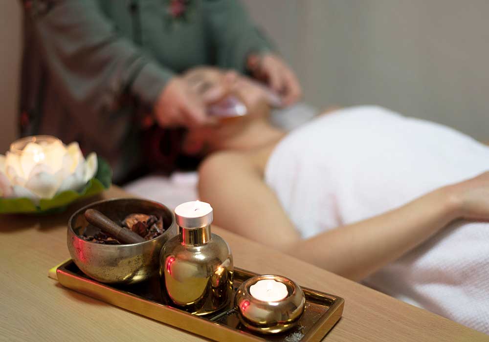 What is the best time for Ayurveda treatments in Karnataka and why? - Nirawellness