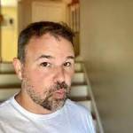 Robert Gleason Profile Picture