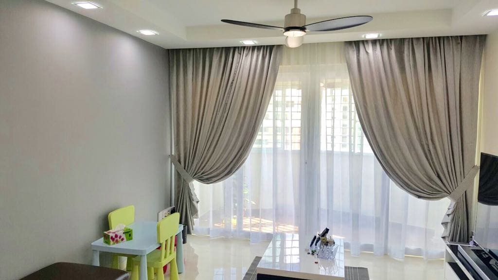 The Future of Window Coverings: Exploring Motorized Curtains in Singapore