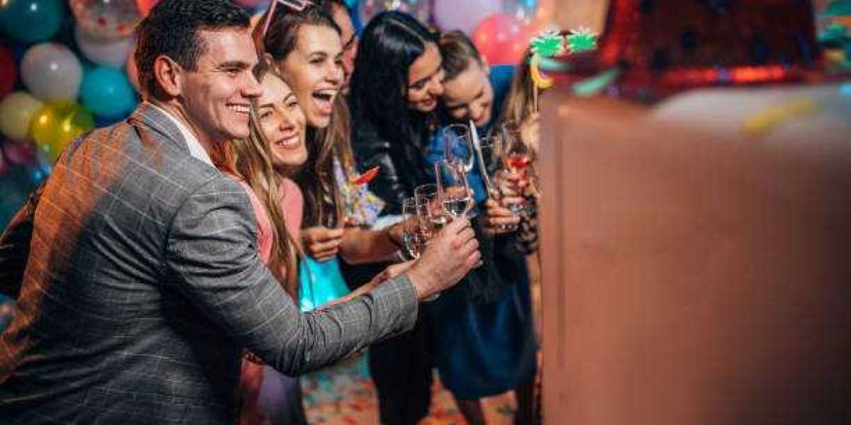 Tips for Choosing the Perfect Photo Booth Rental in Dallas