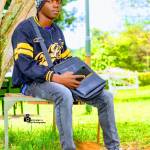 Dan menganyi Profile Picture