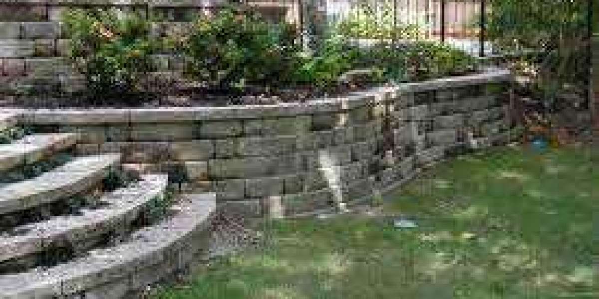 Custom Retaining Walls: Blending Strength and Beauty in Your Landscape