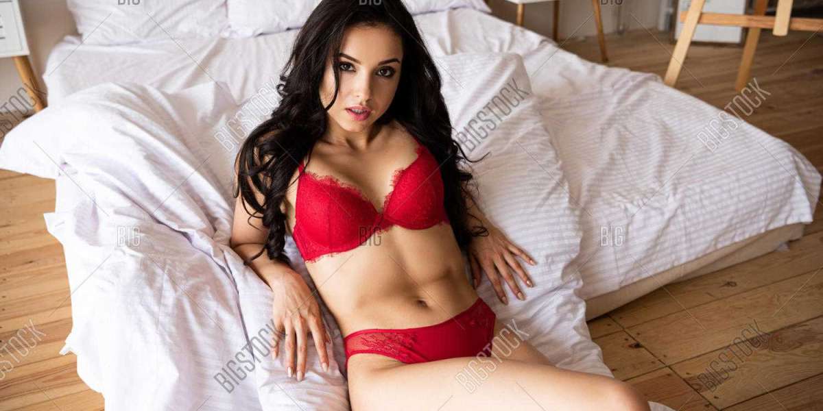 Get 30% Off Escort Service In Connaught Place Call Girls