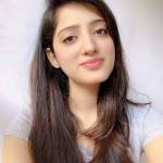 Komal Sharma Profile Picture