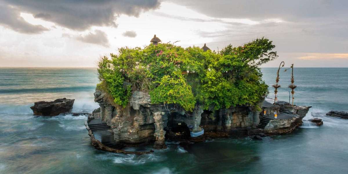 7 Tempat Wisata Bahari di Bali yang Memukau