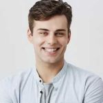 Rober Lewis Profile Picture