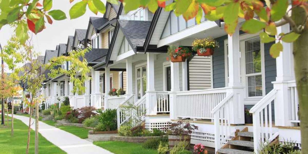 A Comprehensive Guide to Considerations Before Acquiring Property in Canada