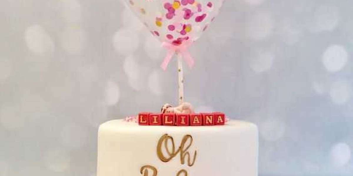 Indulge in Sweet Beginnings with Giftlaya's Welcome Cake