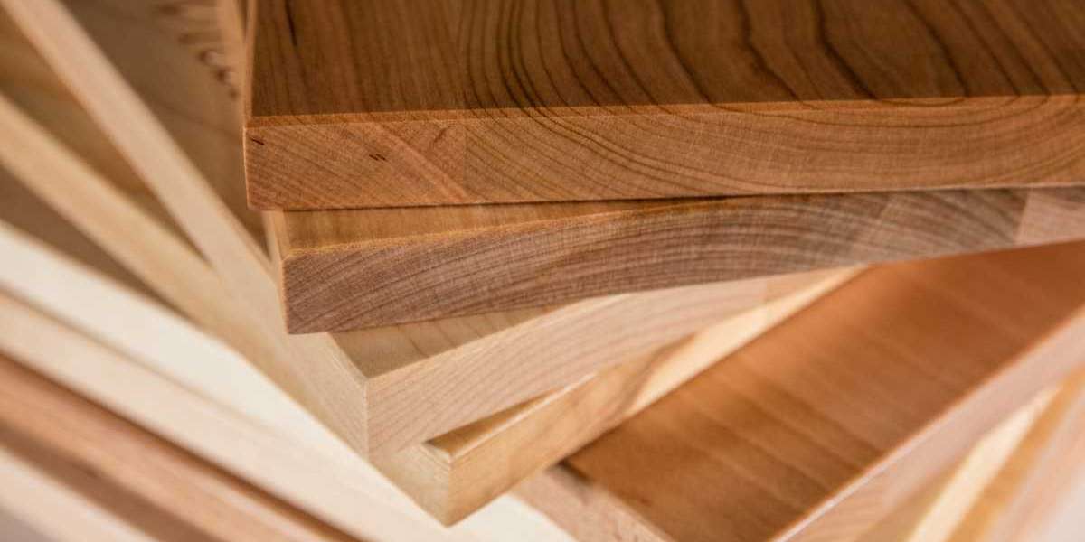 A Guide to Choosing the Right Hardwood Suppliers