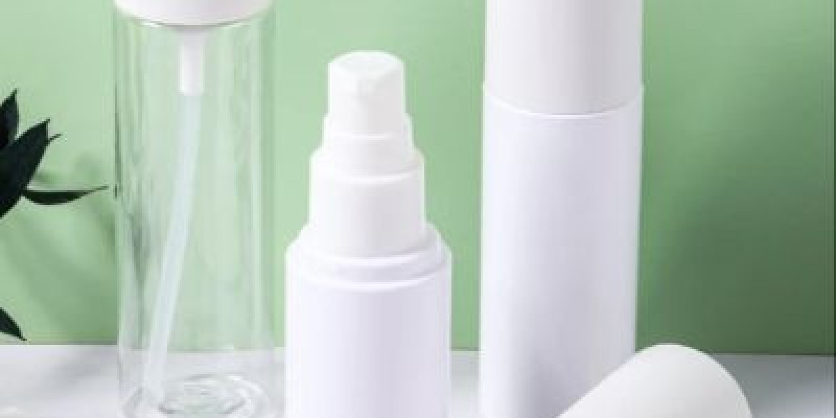 Experience Stress-Free Beauty Storage with Our Plastic Cosmetic Jars