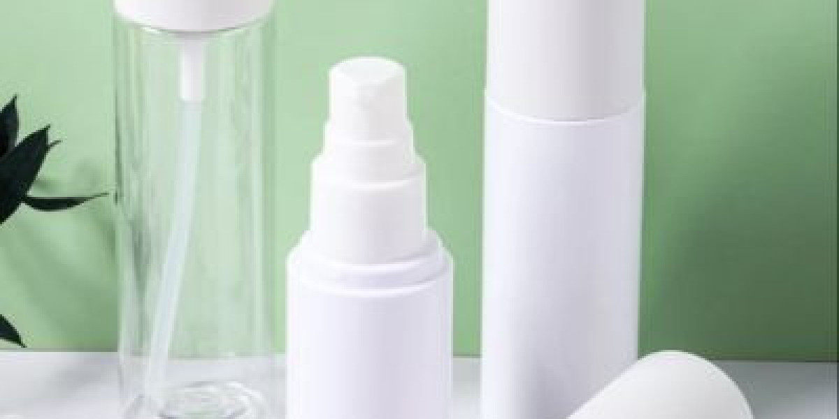 Experience Stress-Free Beauty Storage with Our Plastic Cosmetic Jars