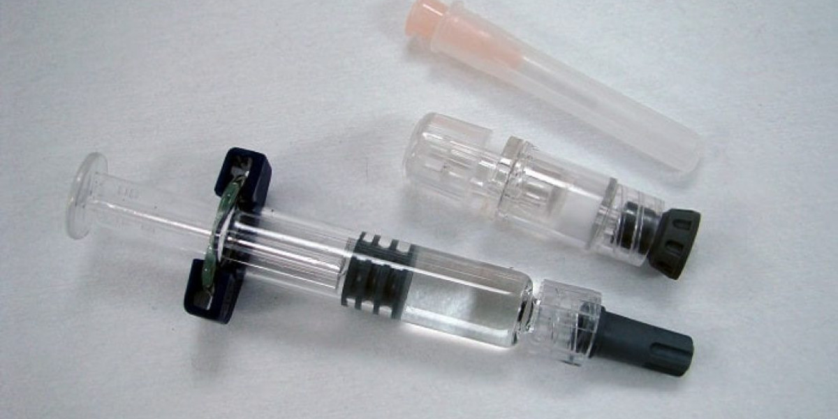 Decoding the Prefilled Syringes Industry: Manufacturers' Impact