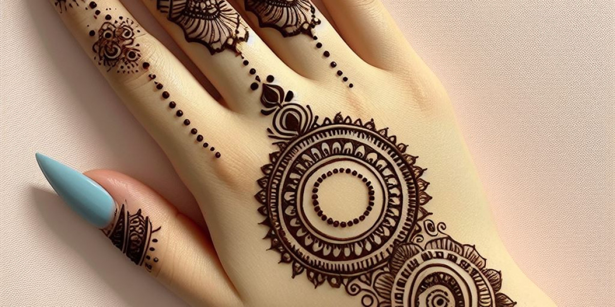 Combining Bracelet Mehndi Designs With Party Outfits