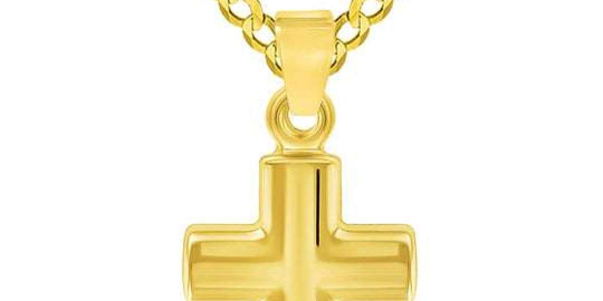 Are there any cultural or religious considerations when wearing men's gold pendants?