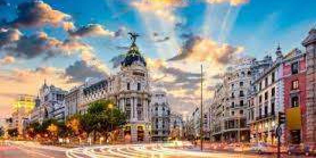 Confidential Madrid: Intriguing Cases Solved by Grupo Arga