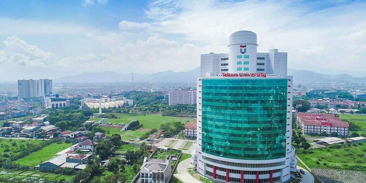 Kolaborasi Telkom University dengan Industri dan Universitas Global: Membuka Peluang Internasional bagi Mahasiswa