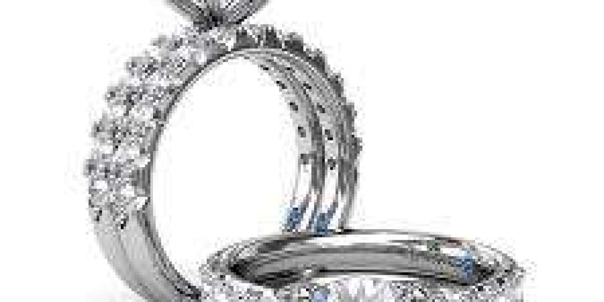 Trends in Online Diamond Engagement Rings