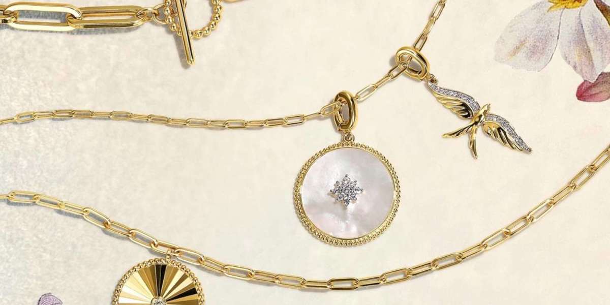 5 Essential Pieces For Every Fine Jewelry Collection