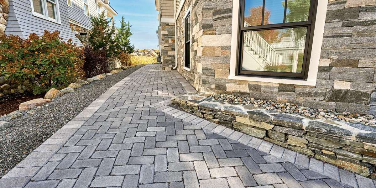 Pathway Perfection: Driveway Pavers in Maple Valley