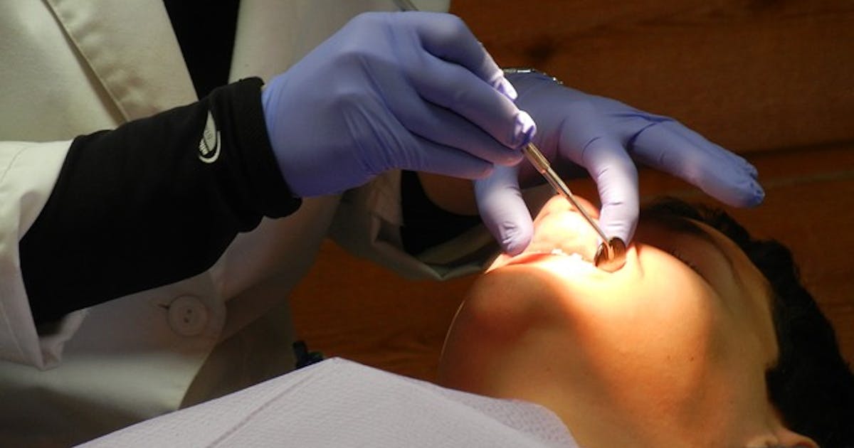 Considerations to make while choosing a dental clinic