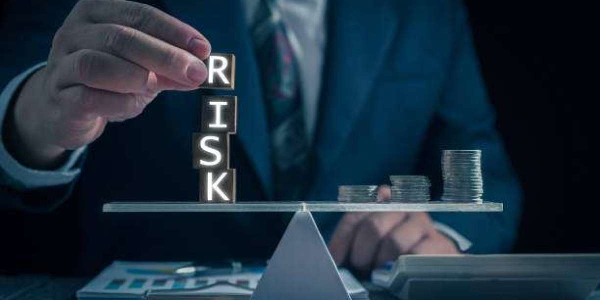 What Are the Common Challenges in Credit Risk Monitoring?