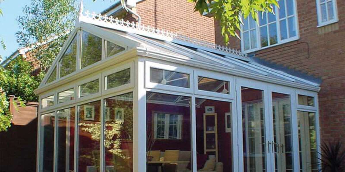 Beautiful Backyard Transformations: Custom Aluminum Pergola Kits