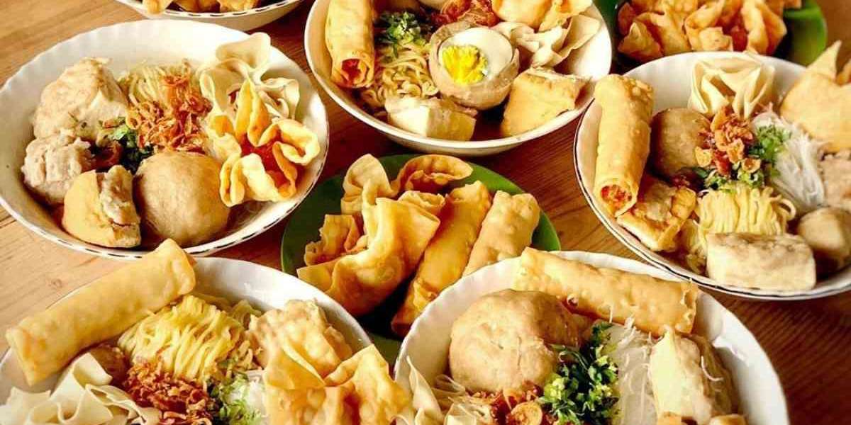 Tips Berwisata Kuliner Malam di Malang: Tempat Makan Populer dan Camilan